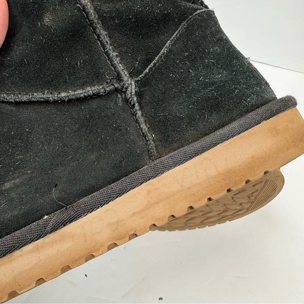 Koolaburra by Ugg Victoria Tall Winter Snow Boots Black Bows Women’s size 7